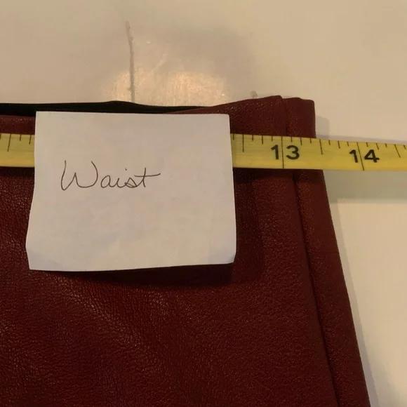 Commando Faux Leather Garnet Midi Skirt SK06 Control Waistband Size Large NWT - Picture 8 of 10